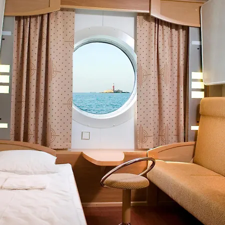 Viking Line Ferry Viking Xprs - Night Cruise From * 헬싱키